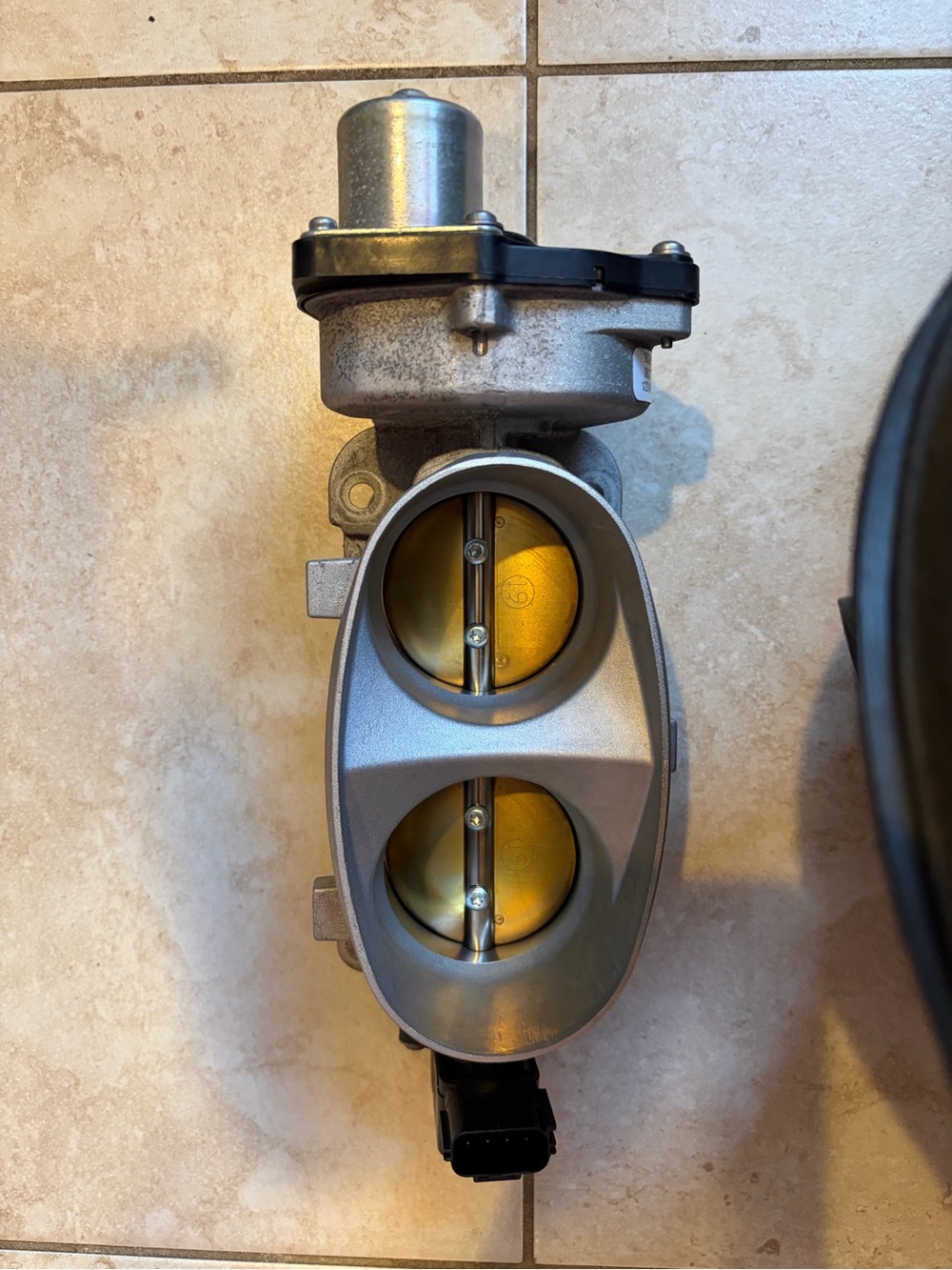 2013 Ford Mustang Shelby GT 500
Dual Bore Throttle Body 9C3E-CA